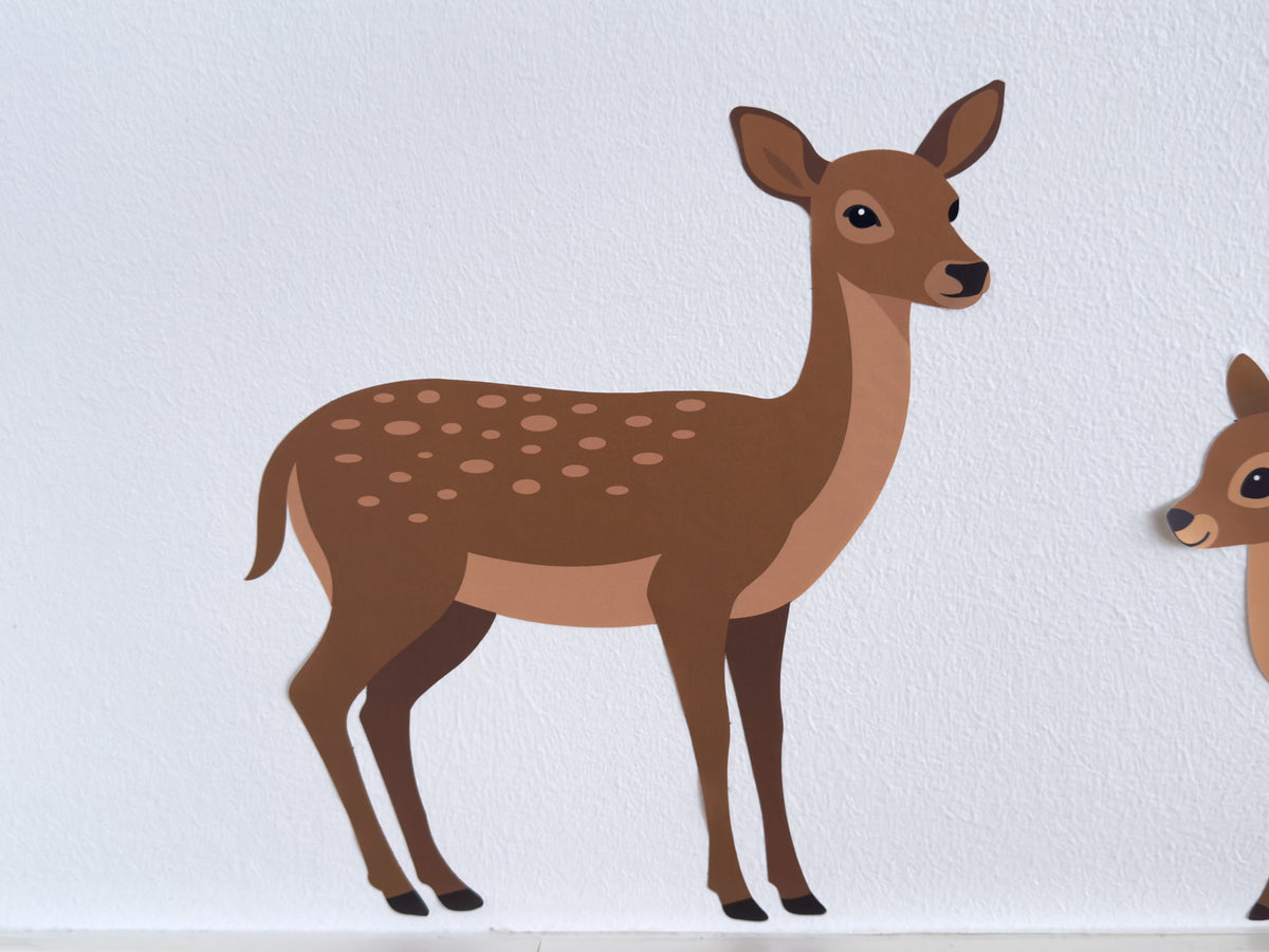 Wallsticker med dådyrmor på væg
